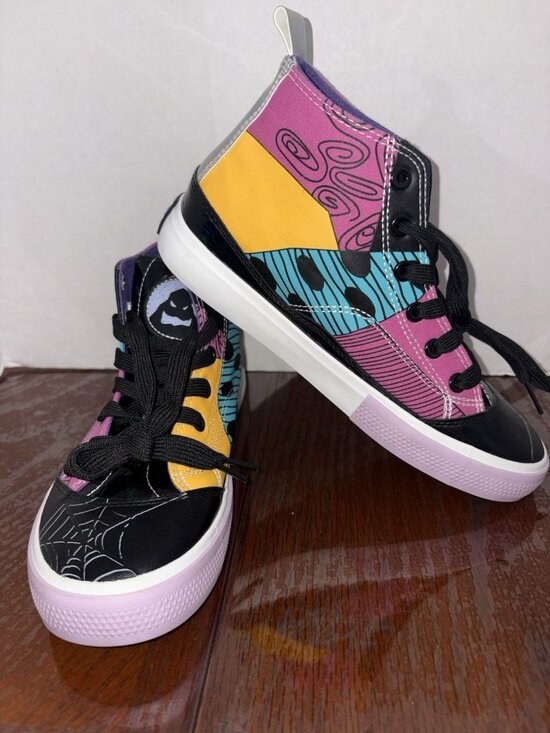 Disney Shoes - Disney Nightmare Before Christmas Ground Up High Top Sneaker Women Size 6 New